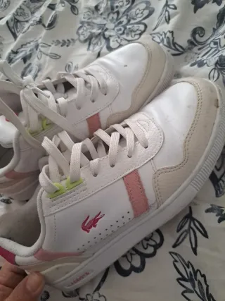 Zapatillas Lacoste Blancas y Rosas