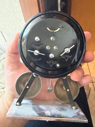 Sveglia da tavolo con campane