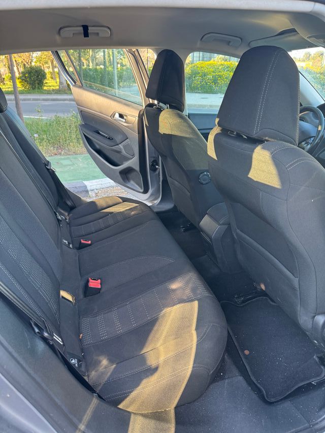 Peugeot 308 2016