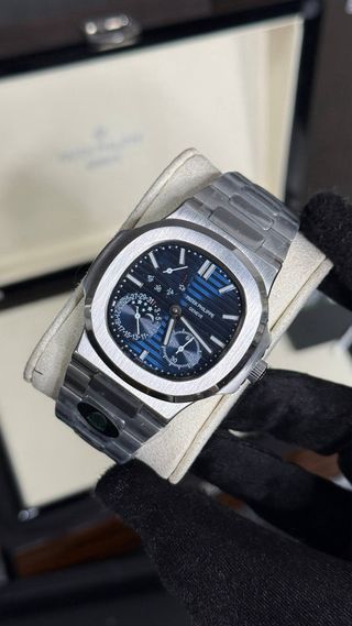 Patek Philippe Nautilus Rubies Plata