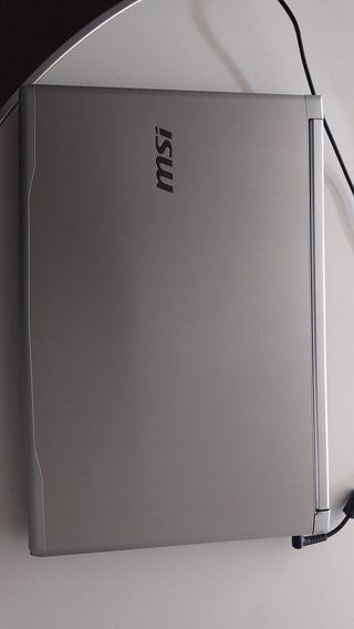 MSI PE70 6QE , i7-6700HQ, NVIDIA GTX960M (2 GB)