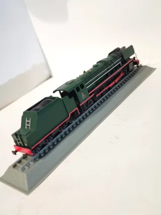 Locomotora Renfe 242 Confederación