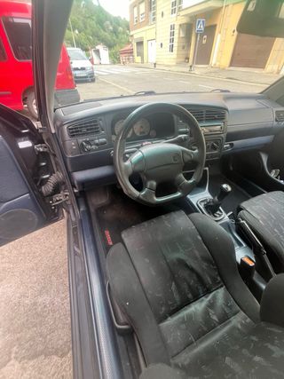 Volkswagen Golf 3 vr6