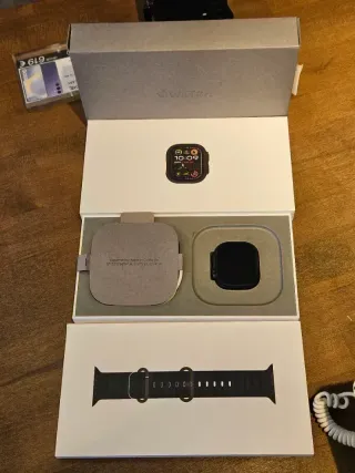 APPLE WATCH ULTRA 2 49MM CEL TITANIUM 100% BAT