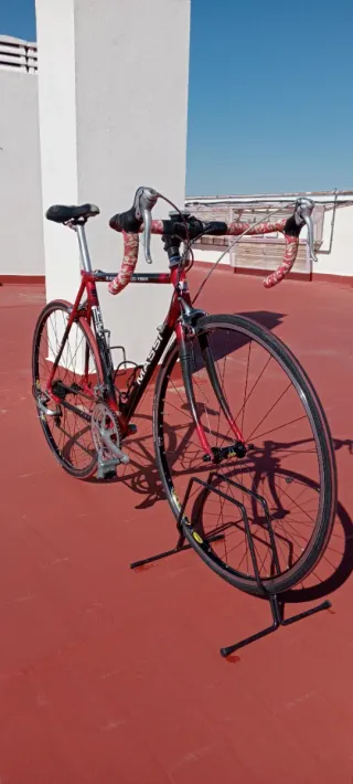 Bicicleta Massi Carbon Fiber Felt Roja