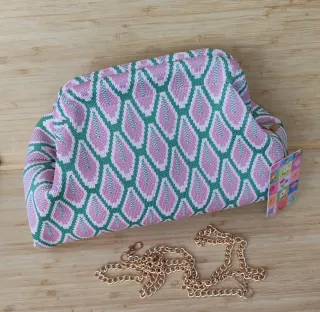 Bolso estampado rosa y verde