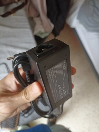 Cargador Delon 45W 19V Tipo M26