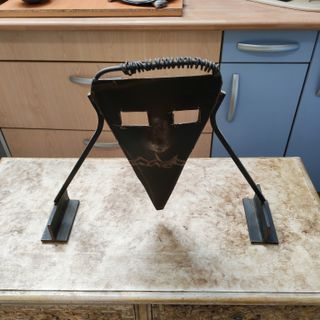 Careta metálica artesanal 53X40h