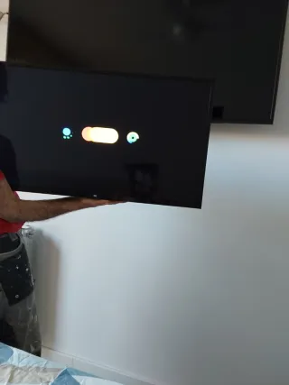 TV Xiaomi Smart 32  más soporte de pared