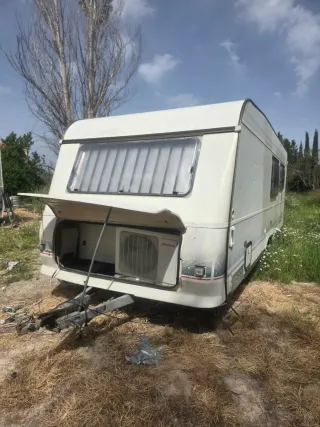 Caravana Adria con papeles