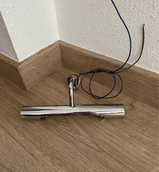 Foco de espejo de baño con bombilla halógena