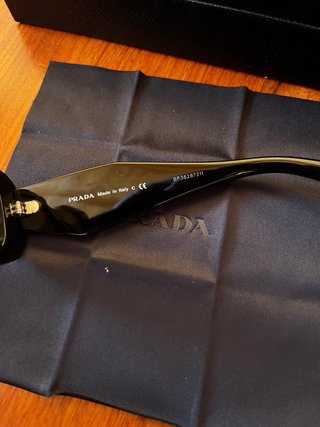Occhiali da sole Prada neri