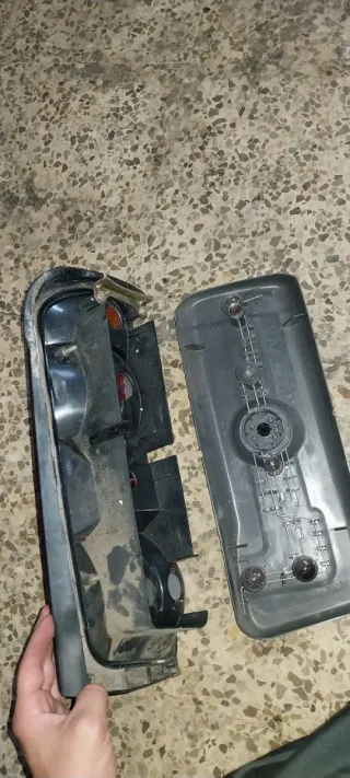 Focos Traseros BMW E30 Post Originales