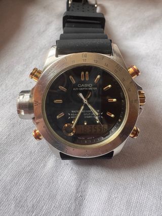 CASIO  ALTI-DEPTH METER (Años 80)