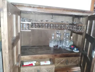 Mueble aparador rústico de madera