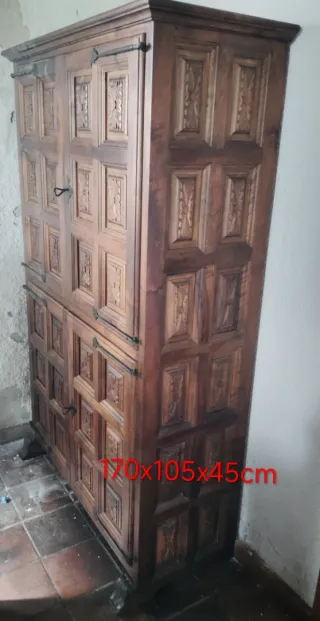 Mueble aparador rústico de madera