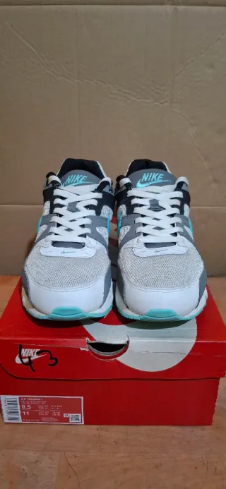 Nike Air Max Command