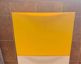 Zapatero Ikea Amarillo .