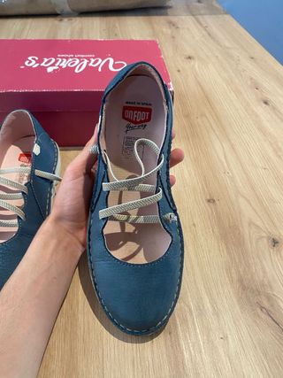 Zapato niña Onfoot piel azul