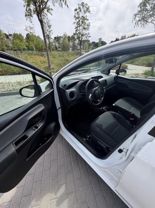Toyota Yaris 2015