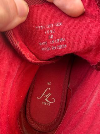 Zapatillas Zara estilo boxeador rojas
