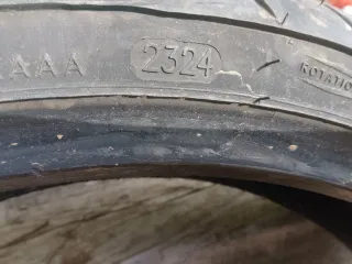 Neumático 120/70/r17