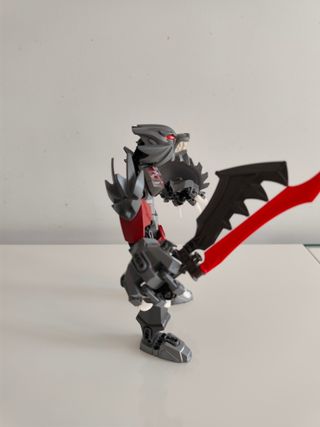 Figura original Lego 70204 - Guerrero Lobo
