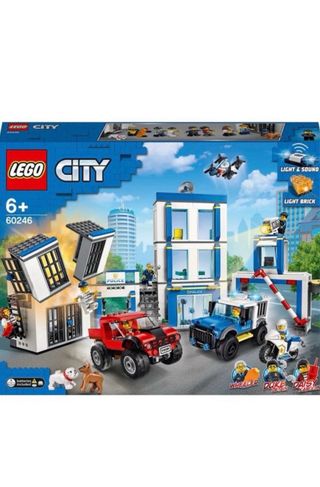 Lote 17 LEGO nuevos precintados descatalogados