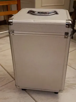 Maletín aluminio con ruedas