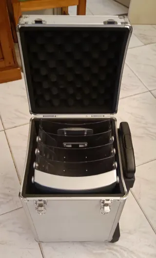 Maletín aluminio con ruedas