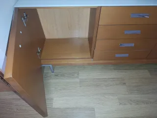 Mueble auxiliar madera y cristal