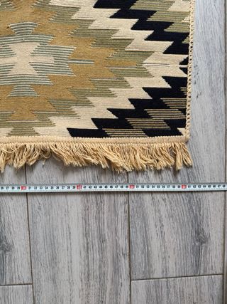 Alfombra hecha a mano Albania 95x60