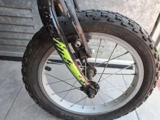 Bicicleta infantil azul