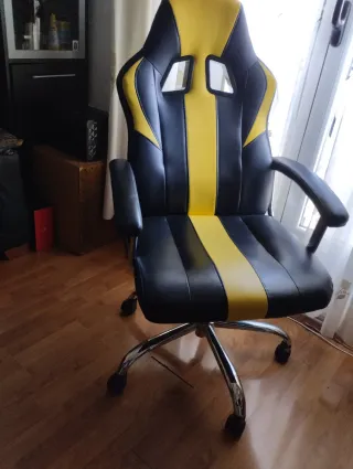 Silla Gamer Negra y Amarilla