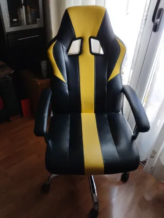 Silla Gamer Negra y Amarilla