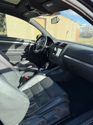 VOLKSWAGEN GOLF GTI V USA