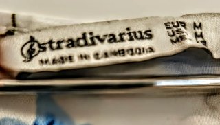 Blusa Stradivarius floral Talla M