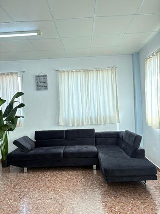 Estrena Sofá de Diseño – Chaise Longue a Estrenar