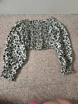 Lote ropa de mujer joven talla 38 y M.