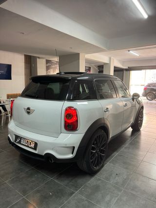 MINI Countryman 2012