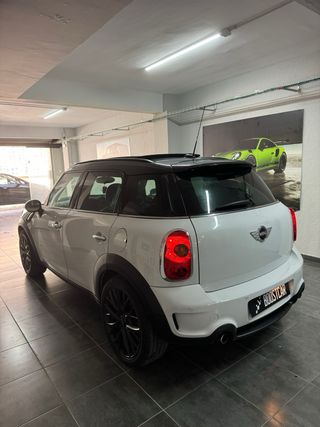 MINI Countryman 2012