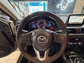 Mazda 3 2015