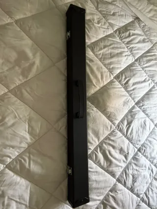 Taco de billar con accesorios