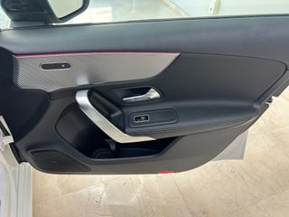 Mercedes-Benz Clase A200 Sport-Line Black-Line