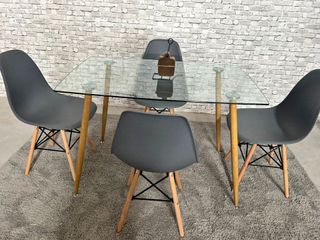 OFERTON DE MESA/COMEDOR DE CRISTAL + 4 SILLAS