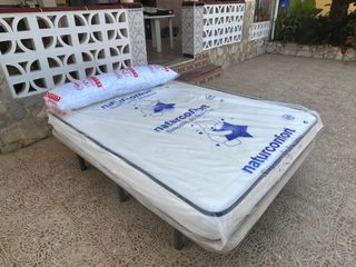 Colchón 135 cm con base tapizada económico