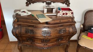 Cassettiera antica in legno