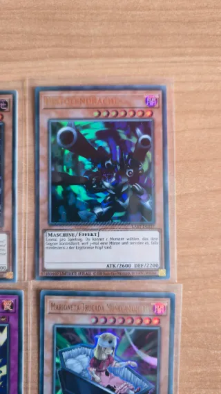 Lote 4 Carte Yu-Gi-Oh! In diverse lingue