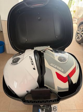Hard top moto