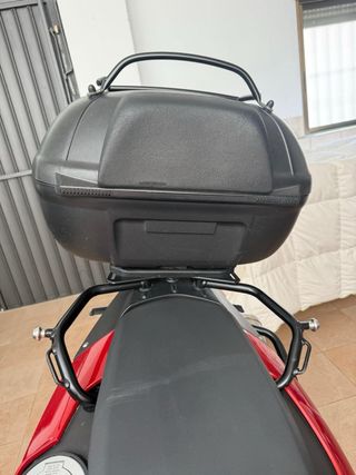 Hard top moto